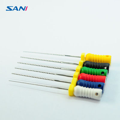 Un buon prezzo. Uso dentario Endodontic della mano dello strumento dello scrematore degli archivi e degli scrematori 21mm di antifratturativo in linea